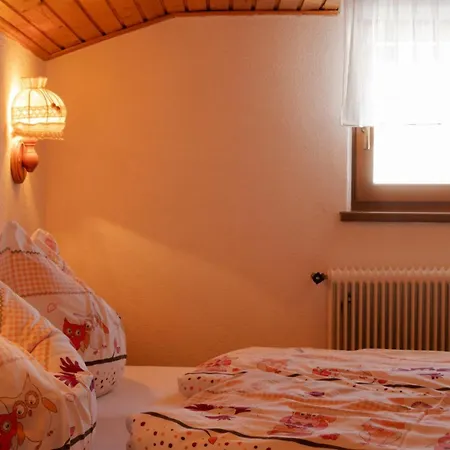 Bio-bauernhof Zirmhof شقة